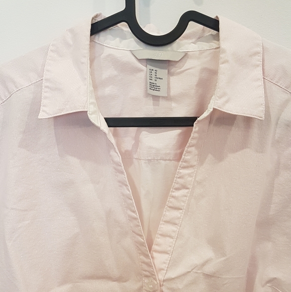 H&M Pink Blouse V-neck Button Up Shirt - Picture 3 of 7